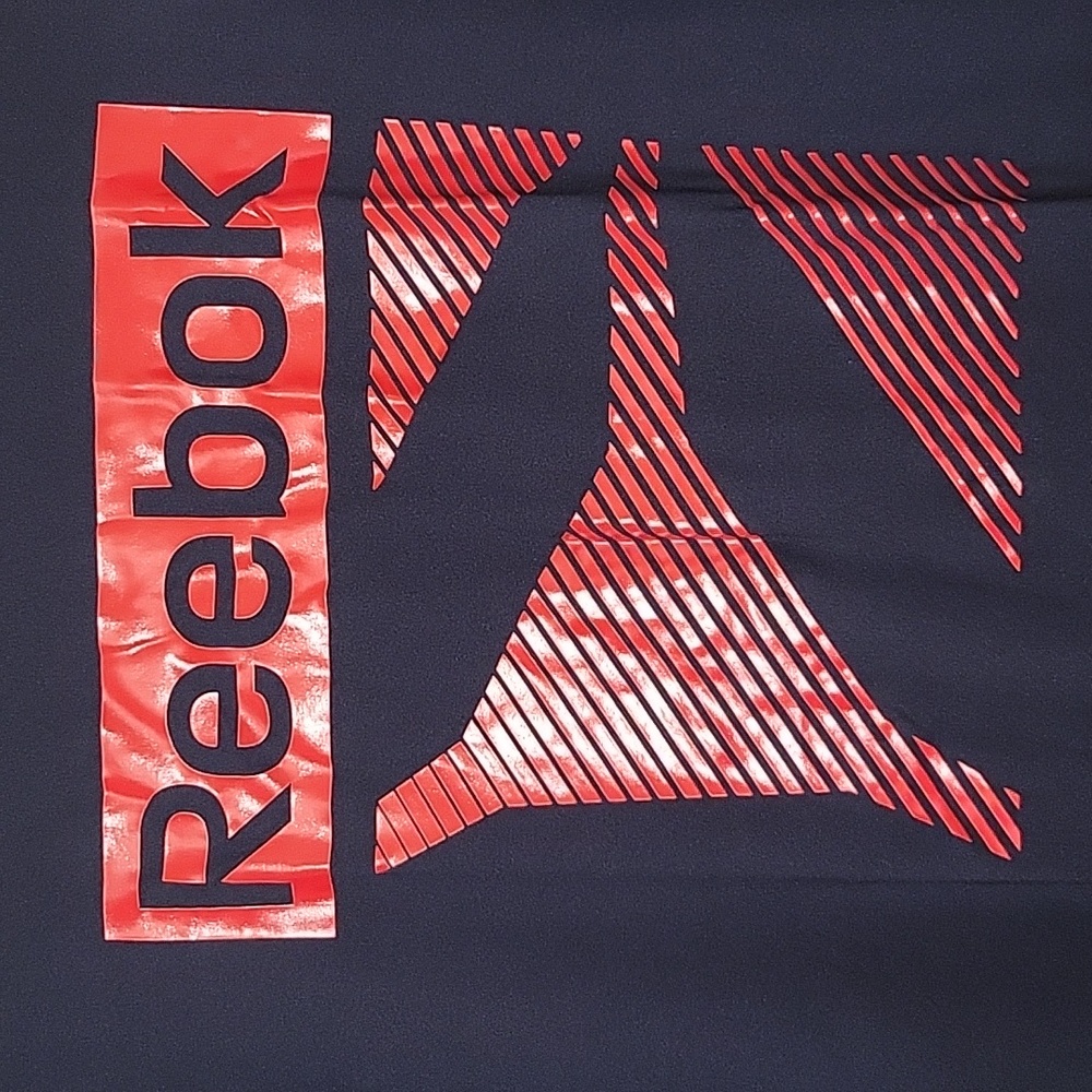 Men's Reebok Shirt - Picture 2 of 4